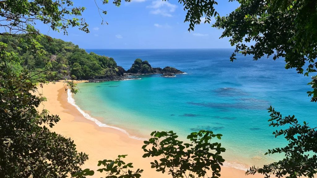 best beaches in the world - baia do sancho