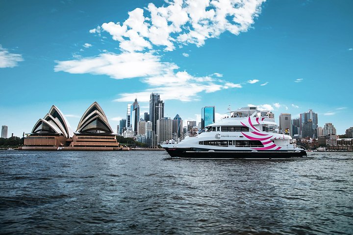 things to do in new south wales - sydney harbour cruise