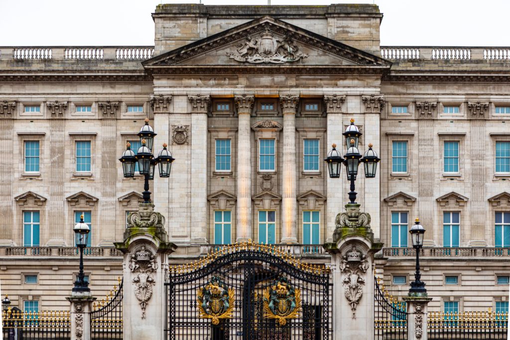 things to do in london - buckingham palace